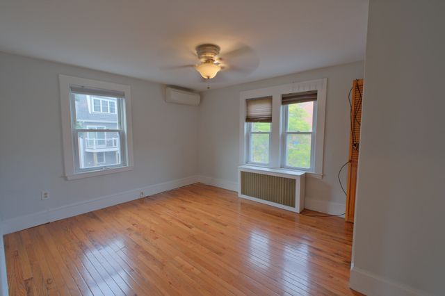 12 Parmenter Pl 2, Quincy, MA 02169
