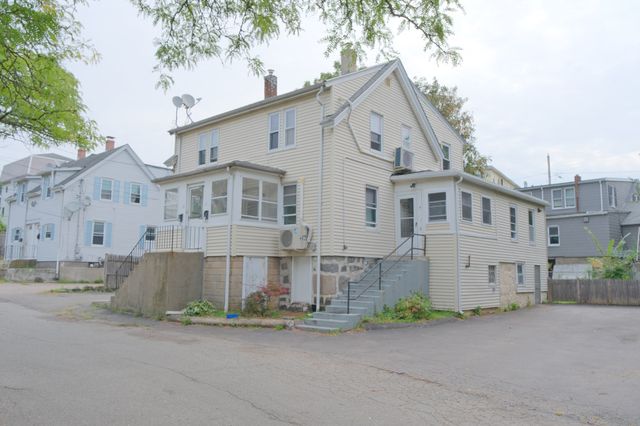 12 Parmenter Pl 2, Quincy, MA 02169