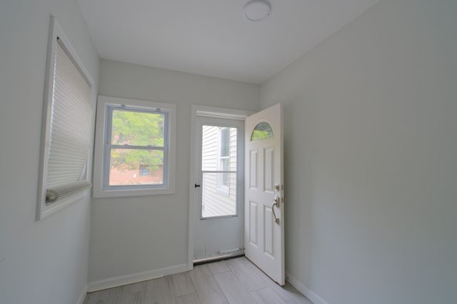12 Parmenter Pl 2, Quincy, MA 02169