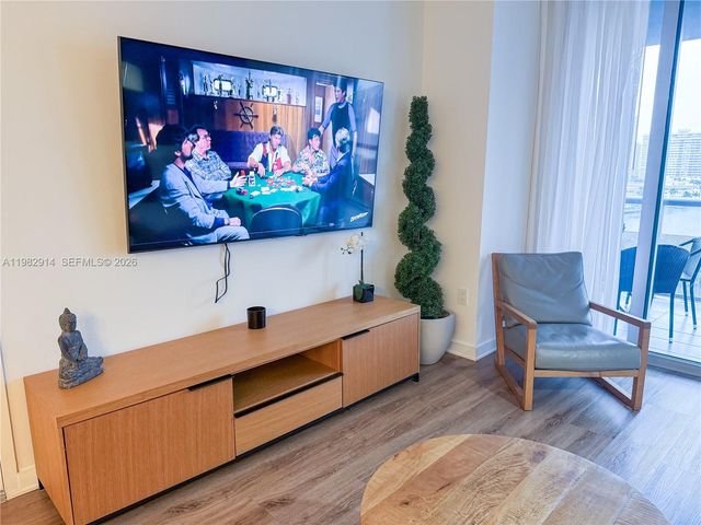 2602 E Hallandale Beach Blvd R805, Hallandale Beach, FL 33009