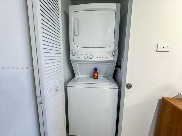 2602 E Hallandale Beach Blvd R805, Hallandale Beach, FL 33009