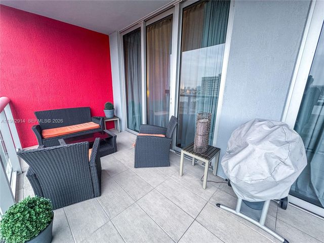 2602 E Hallandale Beach Blvd R805, Hallandale Beach, FL 33009