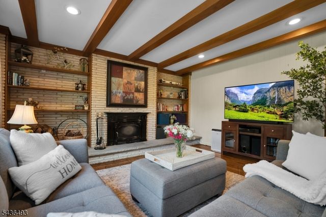 2 Edgewood Ave N, West Orange Twp., NJ 07052