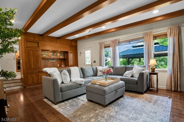 2 Edgewood Ave N, West Orange Twp., NJ 07052
