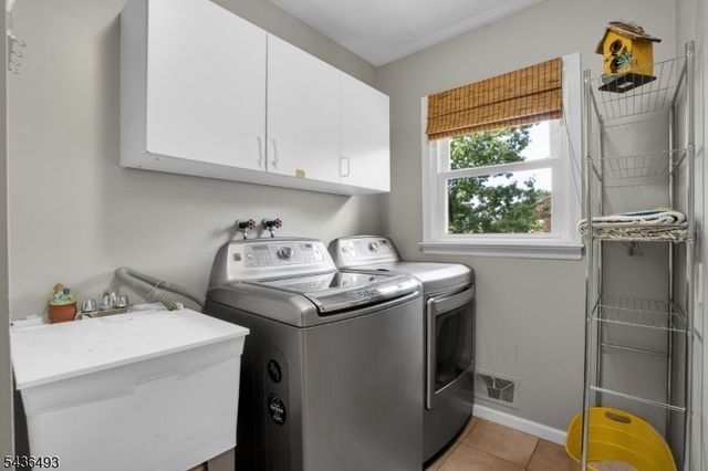 2 Edgewood Ave N, West Orange Twp., NJ 07052