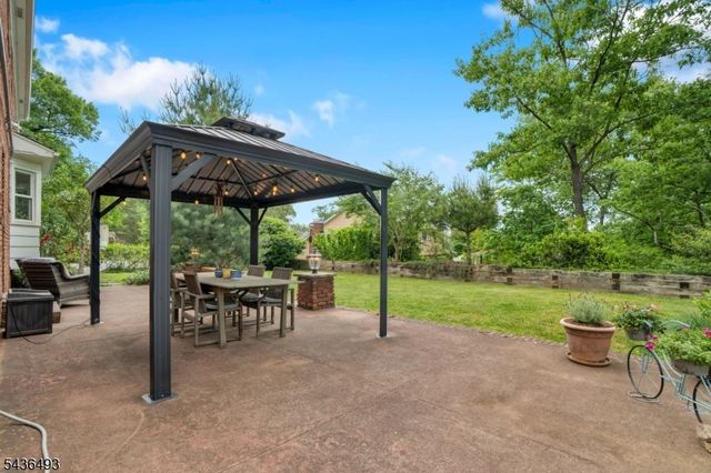 2 Edgewood Ave N, West Orange Twp., NJ 07052