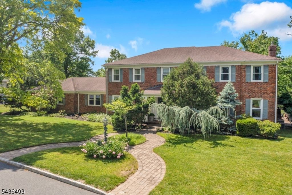 2 Edgewood Ave N, West Orange Twp., NJ 07052