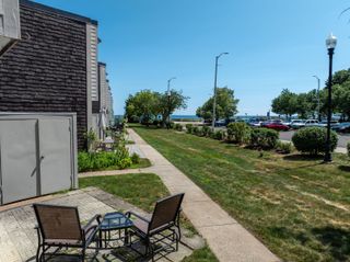 101 West Walk 101, West Haven, CT 06516