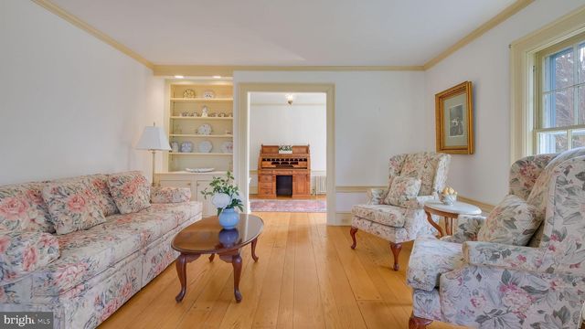 563 PEBBLE HILL RD, Doylestown, PA 18901