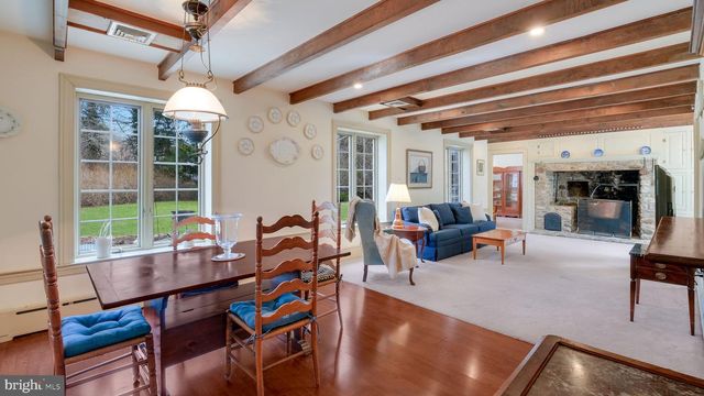 563 PEBBLE HILL RD, Doylestown, PA 18901