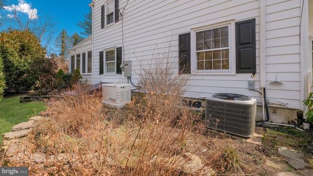 563 PEBBLE HILL RD, Doylestown, PA 18901