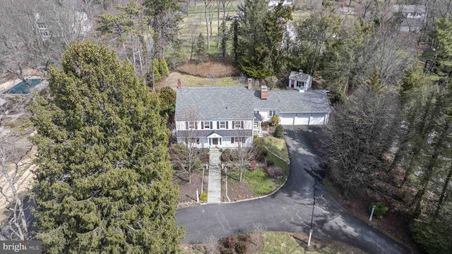 563 PEBBLE HILL RD, Doylestown, PA 18901