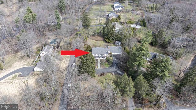 563 PEBBLE HILL RD, Doylestown, PA 18901