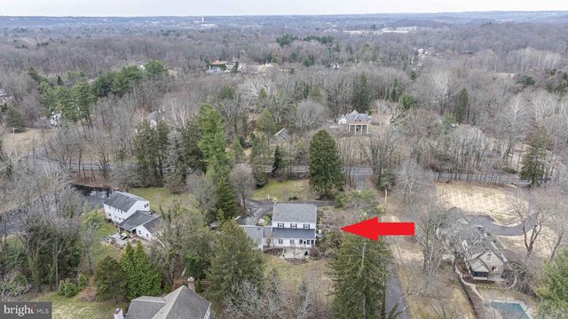 563 PEBBLE HILL RD, Doylestown, PA 18901