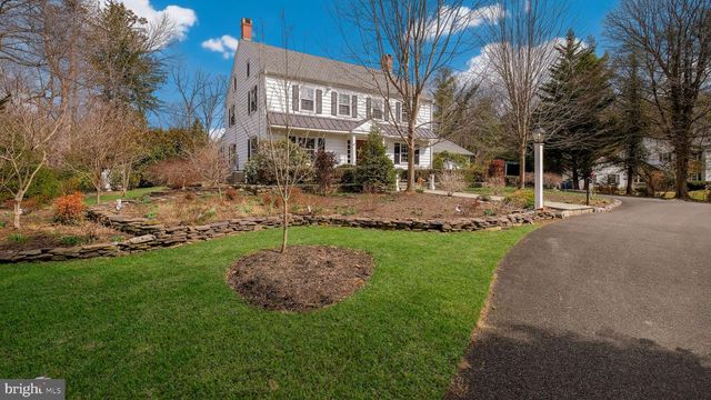 563 PEBBLE HILL RD, Doylestown, PA 18901