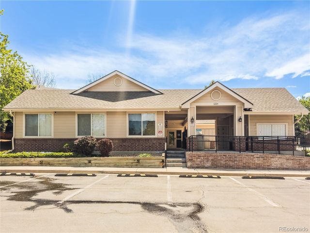 18131 E Arizona Avenue F, Aurora, CO 80017