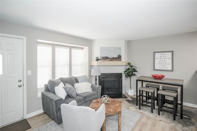 18131 E Arizona Avenue F, Aurora, CO 80017
