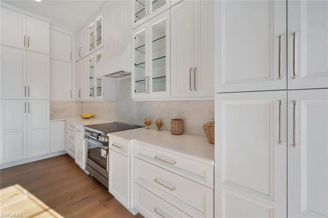 981 Tierra Lago WAY, Naples, FL 34119