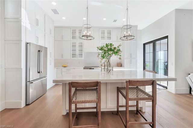 981 Tierra Lago WAY, Naples, FL 34119