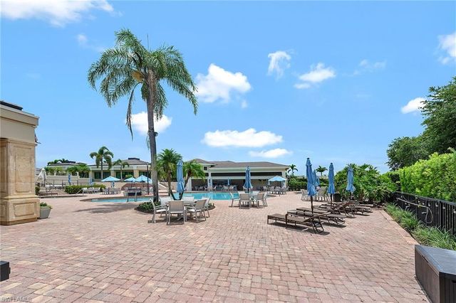 981 Tierra Lago WAY, Naples, FL 34119