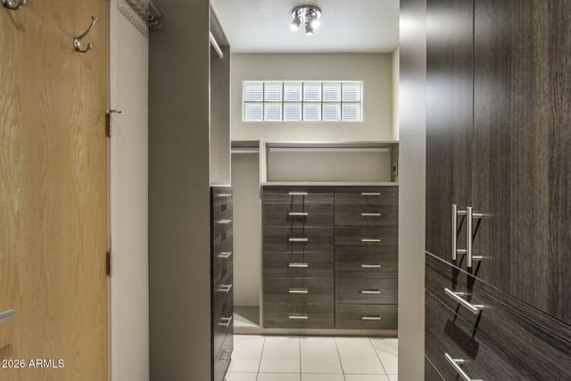 10040 E HAPPY VALLEY Road 2001, Scottsdale, AZ 85255