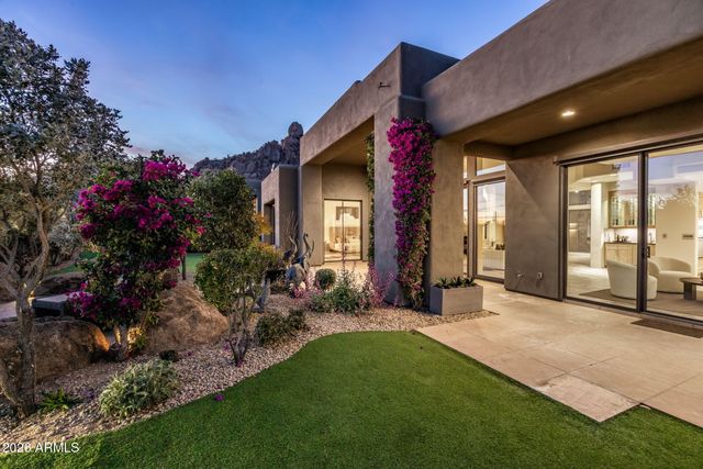 10040 E HAPPY VALLEY Road 2001, Scottsdale, AZ 85255