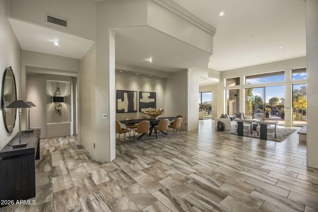 10040 E HAPPY VALLEY Road 2001, Scottsdale, AZ 85255