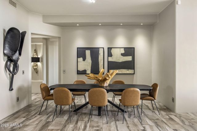 10040 E HAPPY VALLEY Road 2001, Scottsdale, AZ 85255