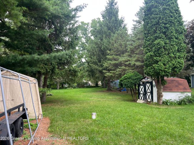 1380 W Wieland Road, Lansing, MI 48906