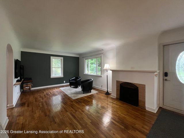 1380 W Wieland Road, Lansing, MI 48906
