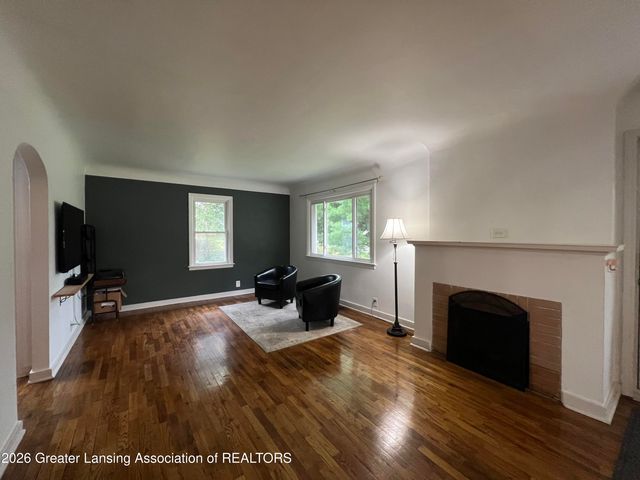 1380 W Wieland Road, Lansing, MI 48906