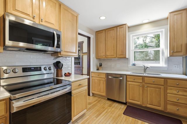 147 W 48th Street, Minneapolis, MN 55419