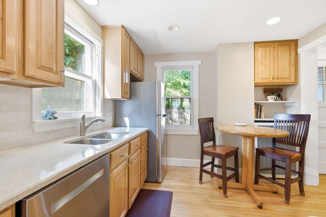 147 W 48th Street, Minneapolis, MN 55419
