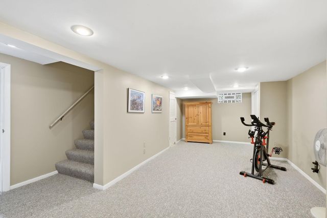 147 W 48th Street, Minneapolis, MN 55419