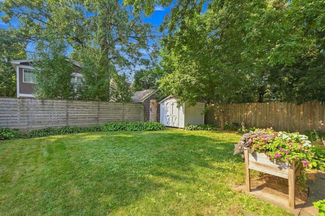 147 W 48th Street, Minneapolis, MN 55419