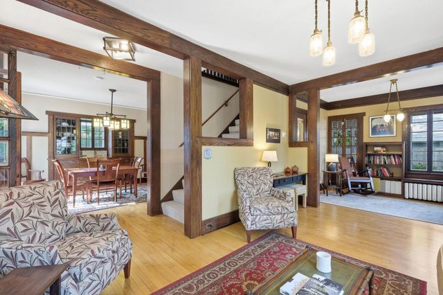 147 W 48th Street, Minneapolis, MN 55419
