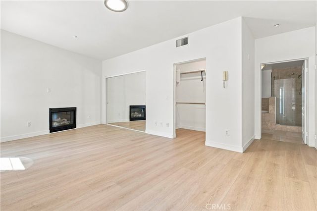 8555 Cashio St APT 101, Los Angeles, CA 90035