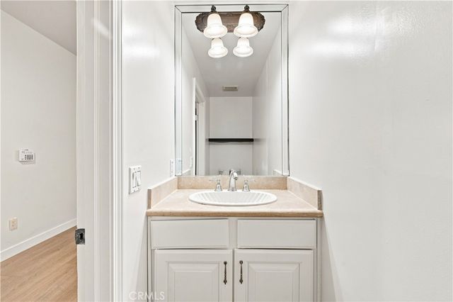 8555 Cashio St APT 101, Los Angeles, CA 90035