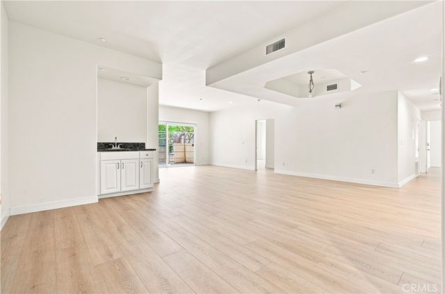 8555 Cashio St APT 101, Los Angeles, CA 90035