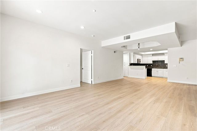 8555 Cashio St APT 101, Los Angeles, CA 90035