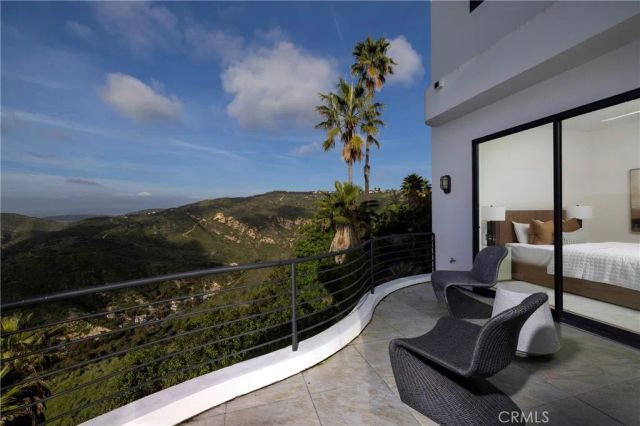 1425 Skyline Drive, Laguna Beach, CA 92651