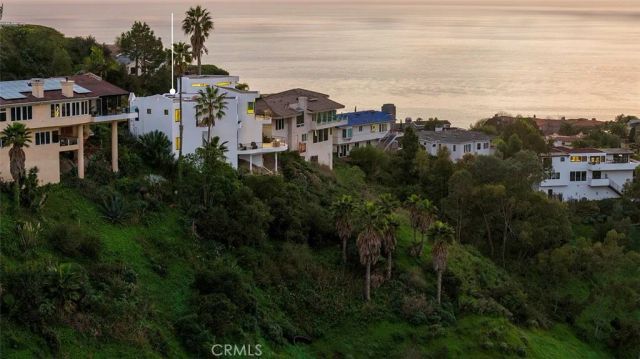 1425 Skyline Drive, Laguna Beach, CA 92651