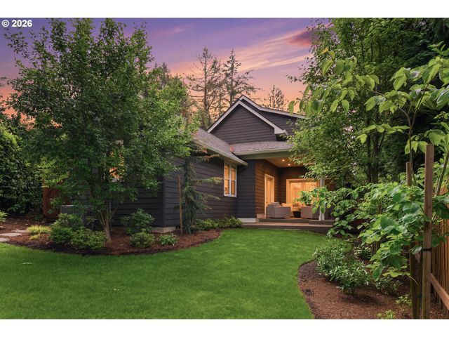 14711 UPLANDS Dr, Lake Oswego, OR 97034