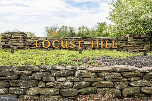 37 BEAR MEADE DR, Hamilton, NJ 08691