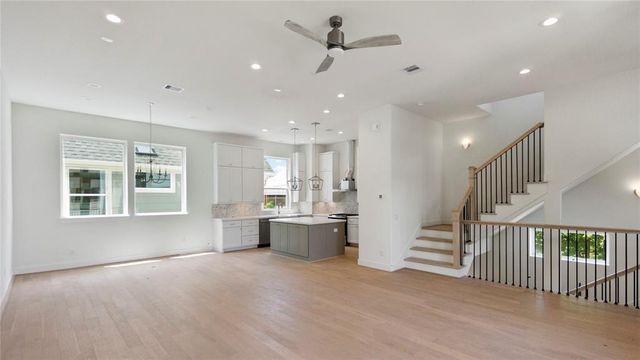 4621 Maxie Street, Houston, TX 77007