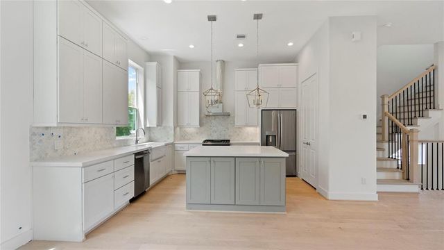 4621 Maxie Street, Houston, TX 77007