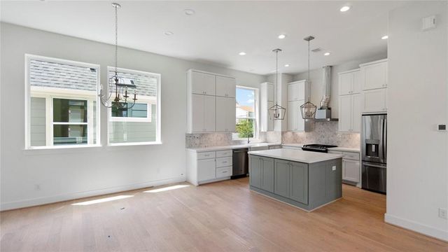 4621 Maxie Street, Houston, TX 77007