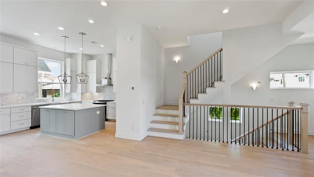 4621 Maxie Street, Houston, TX 77007