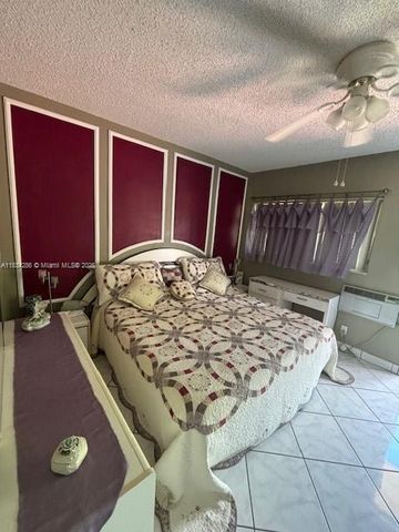 900 SW 11th Ave 4C, Hallandale Beach, FL 33009
