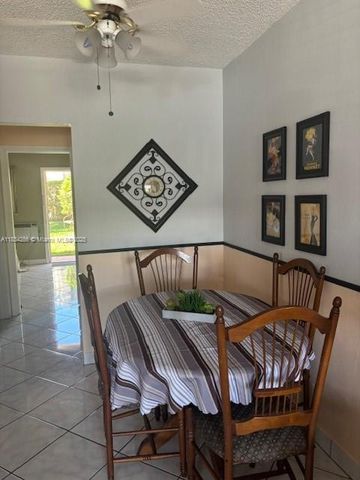 900 SW 11th Ave 4C, Hallandale Beach, FL 33009